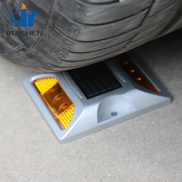 Half Round Road Stud Light Reflector For Car Park With Shank
